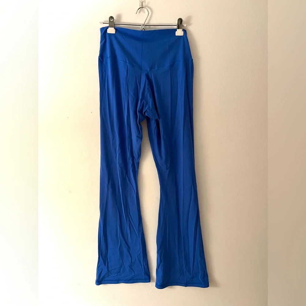 AERIE offline real me xtra bootcut legging - Picture 2 of 3